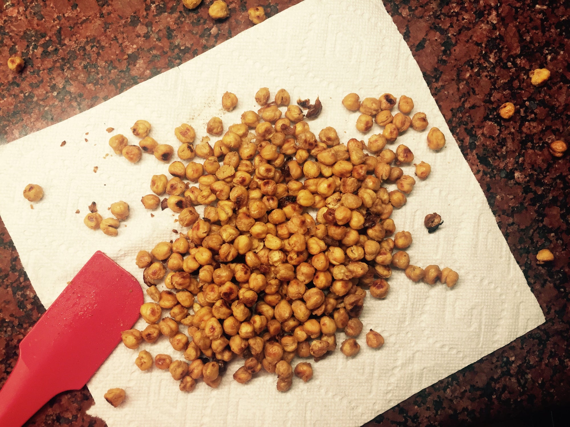 6 Healthy Snacks For Moms On The Go